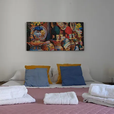 Triskeleshome