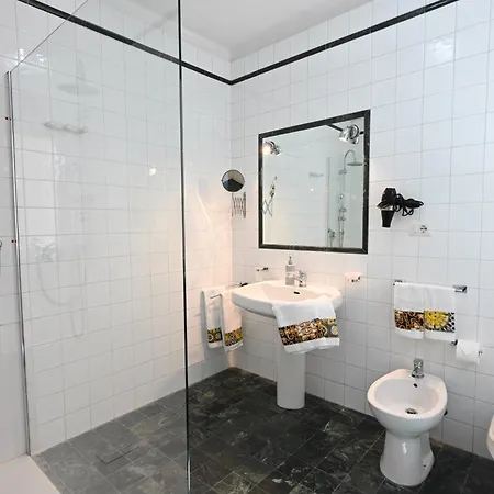 게스트하우스 Triskeleshome