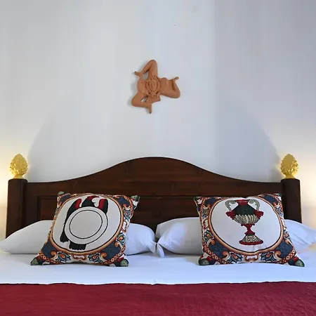 게스트하우스 Triskeleshome *