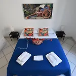 Triskeleshome Penzion Palermo