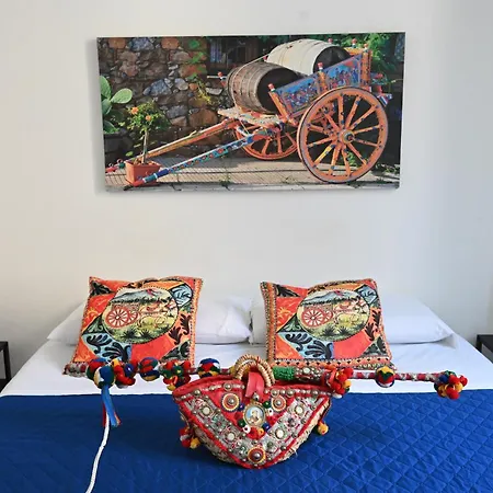 Triskeleshome Palerme